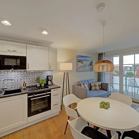 Endlich Theda 유이스트